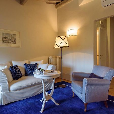 Palazzo Della Stufa Residenza D'Epoca Acomodação com café da manhã Florença Exterior foto